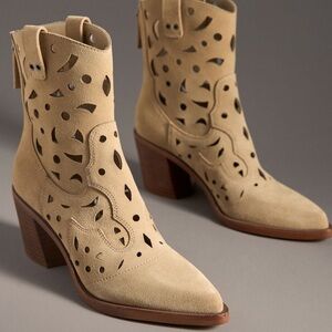 Dolce Vita Tan Cutout Ankle Boots